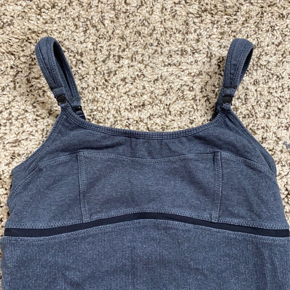 LULULEMON vintage tank in gray SIZE 2 barely worn!